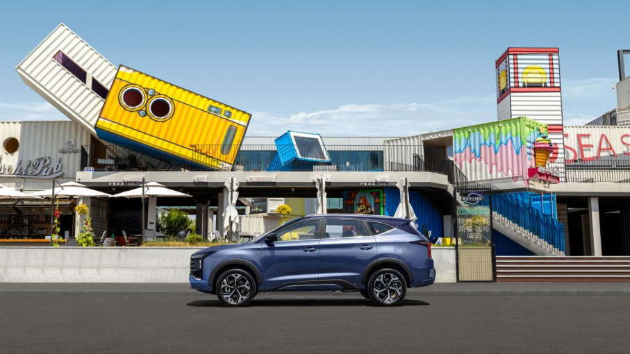 9.98-14.98万元  大七座电混SUV  恒峰g22X8 E家正式上市2326.png